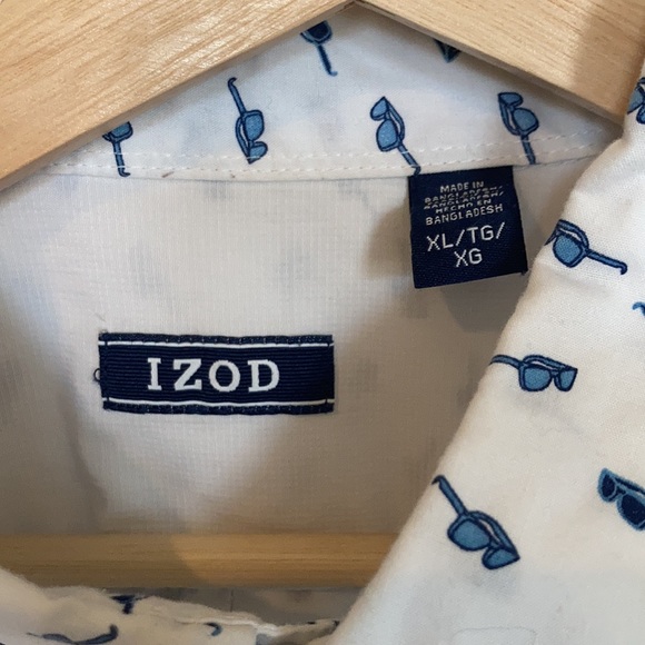 Men’s casual button down - Picture 3 of 3